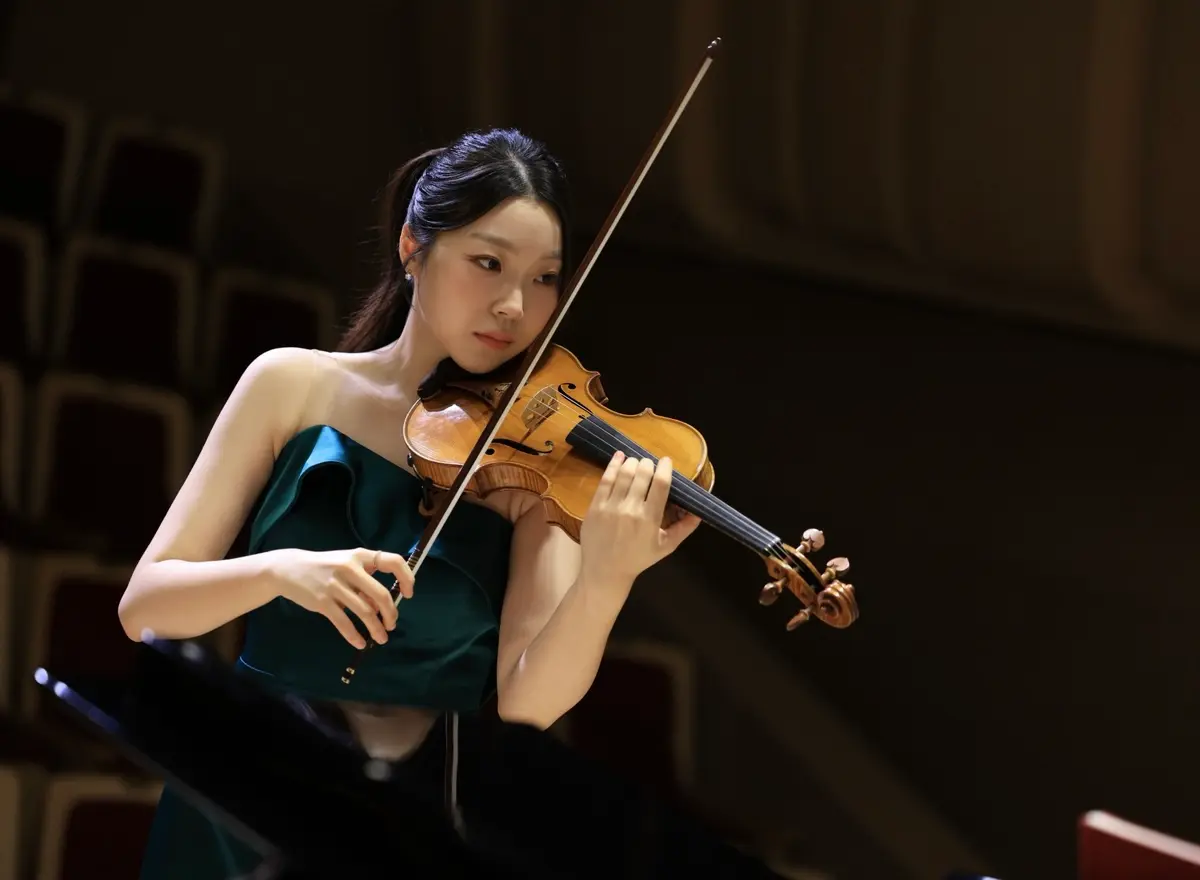 Bokyoung Kim gallery post