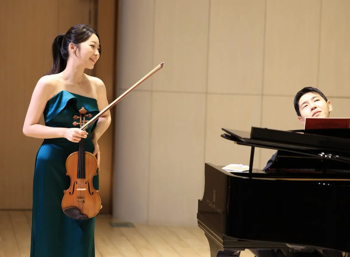 Bokyoung Kim gallery post